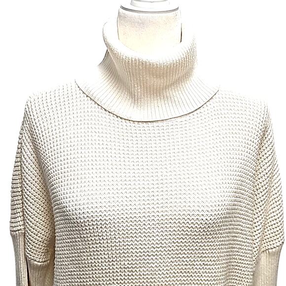 Michael Michael Kors Women White Drop Shoulder Long Sleeve Turtleneck Sweater LG - Picture 2 of 9